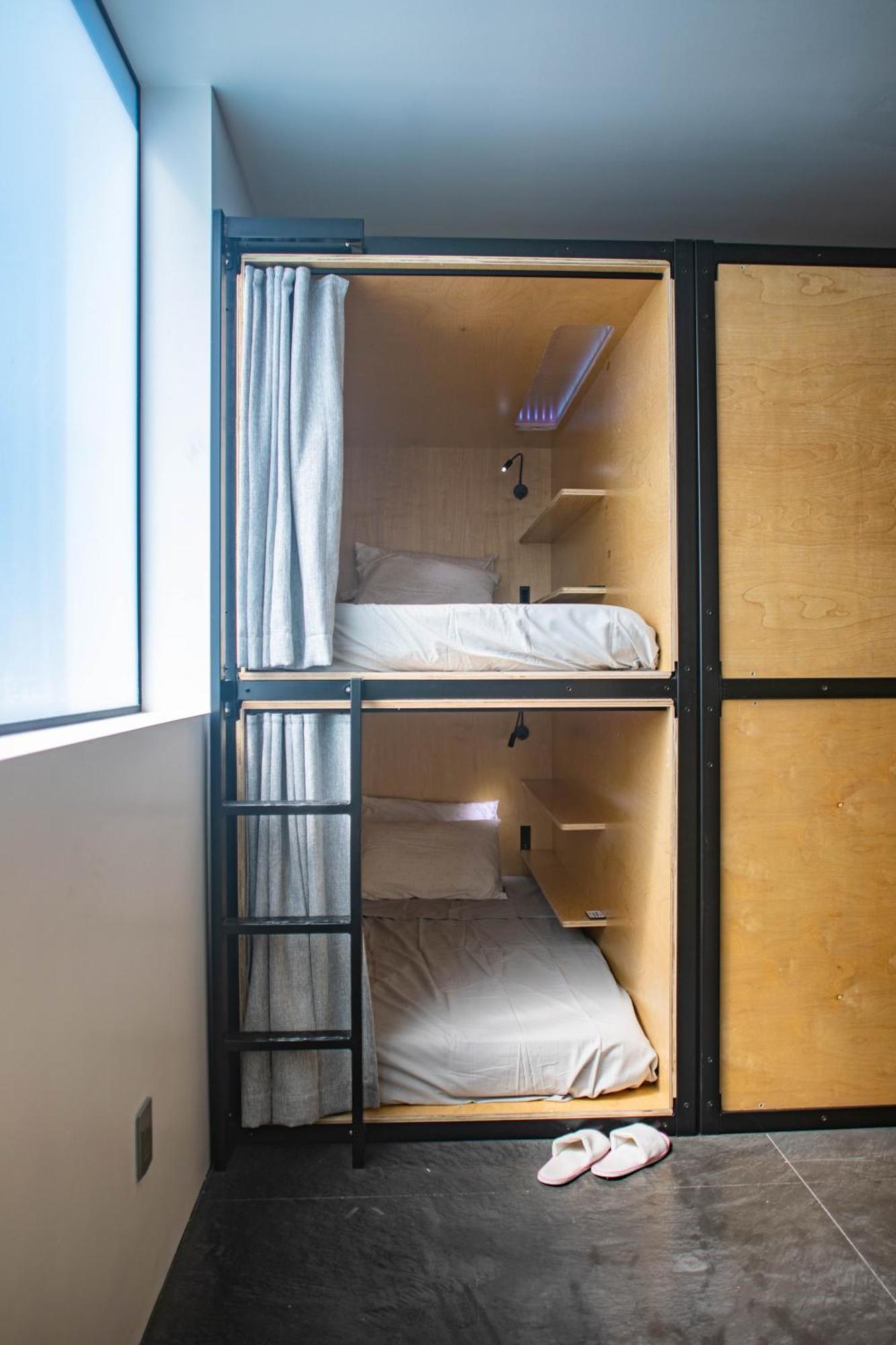 Haven Coliving Hostel Los Angeles Exterior photo